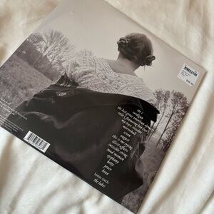 FOLKLORE TAYLOR SWIFT VINYL